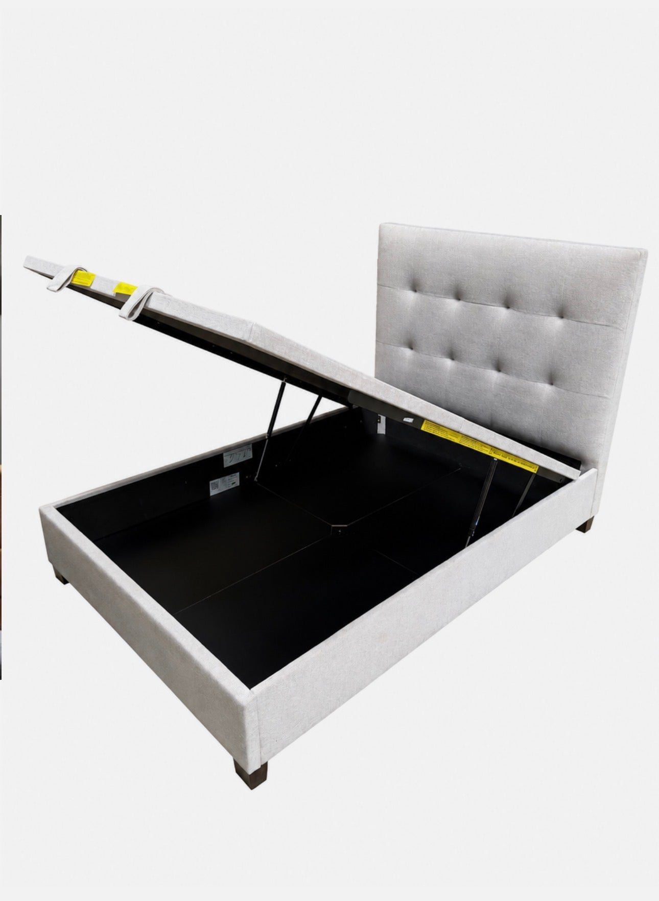 Furniture Village Hadley Ottoman Storage Double/4ft6 Bed Frame - RRP £1049