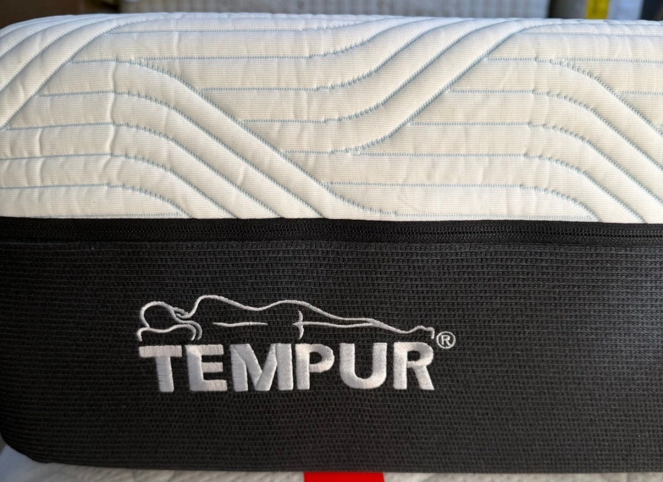 Tempur Pro Plus Smartcool Medium Firm King Size Mattress / RRP £2199