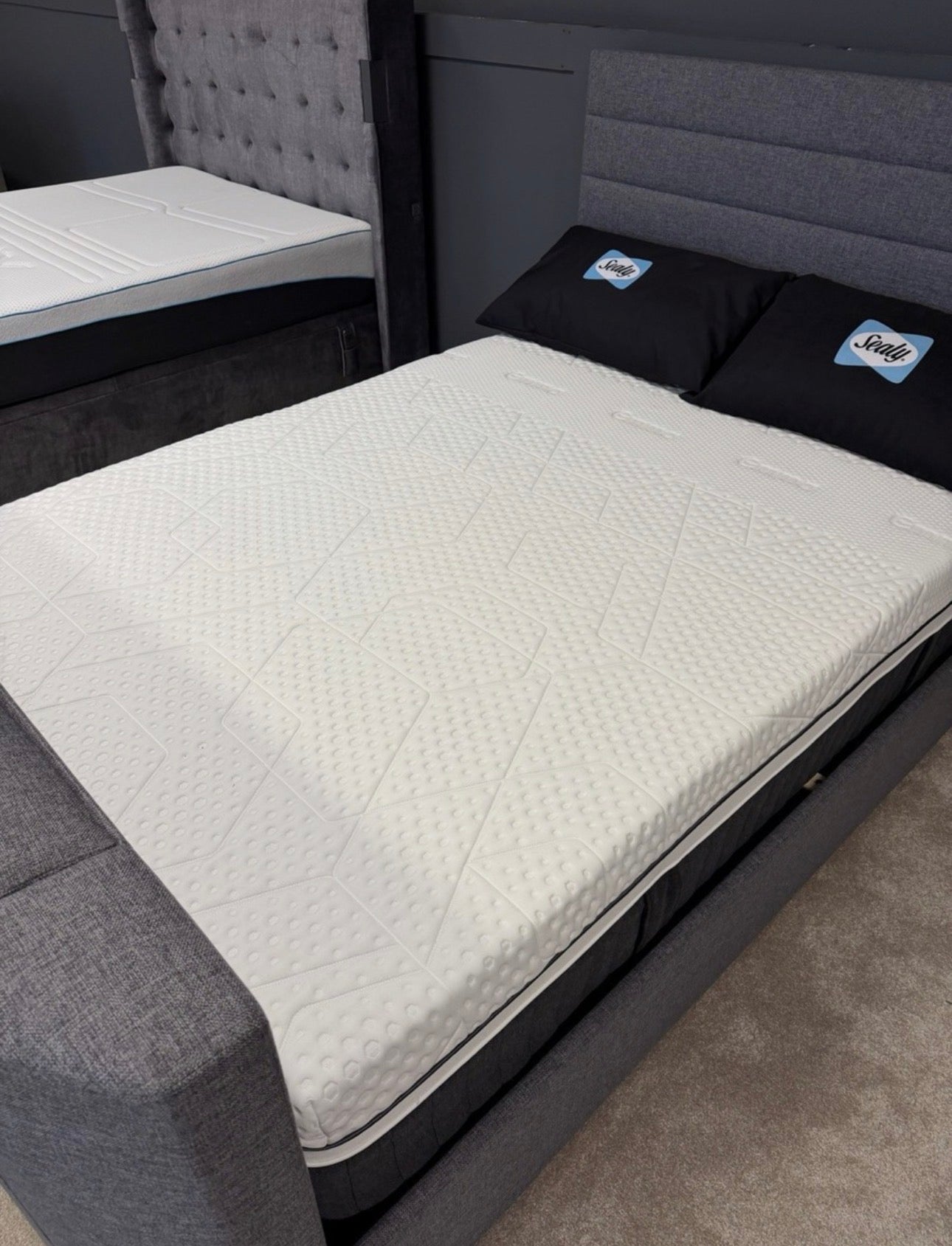 Emma Diamond Hybrid Deluxe King Size Mattress / RRP £2099