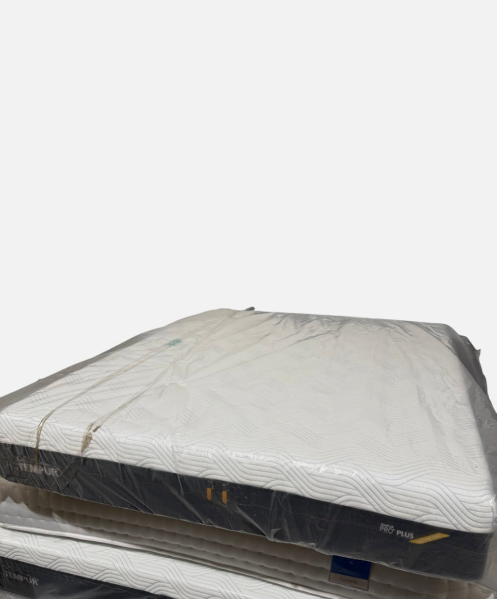 Tempur Pro Plus Smartcool Medium-Firm King Size Mattress / RRP £2499