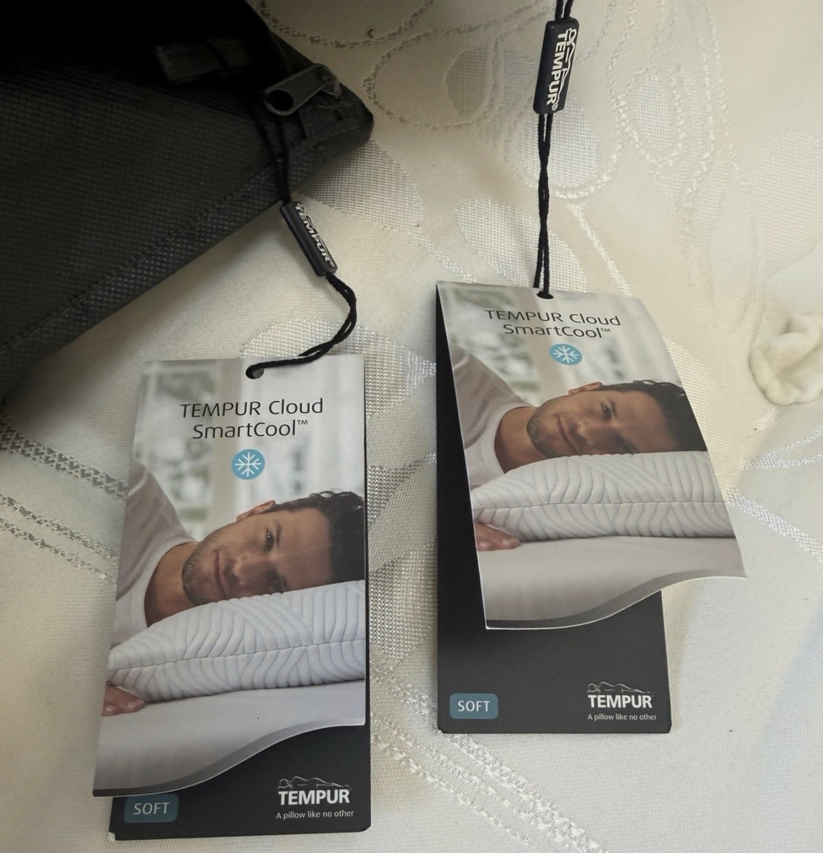Brand New Tempur Cloud Smartcool Pillow Pair (Soft) - RRP £318