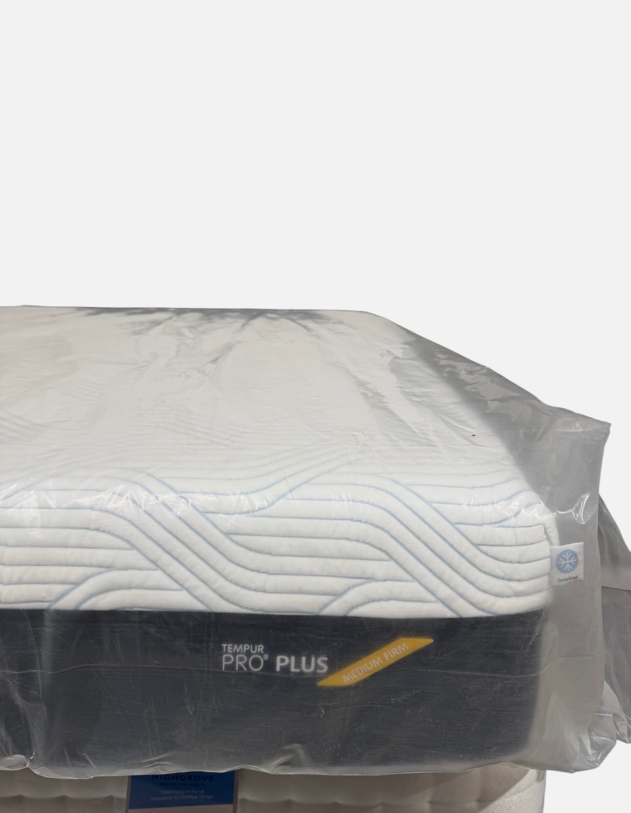 Tempur Pro Plus Smartcool Medium-Firm King Size Mattress / RRP £2499