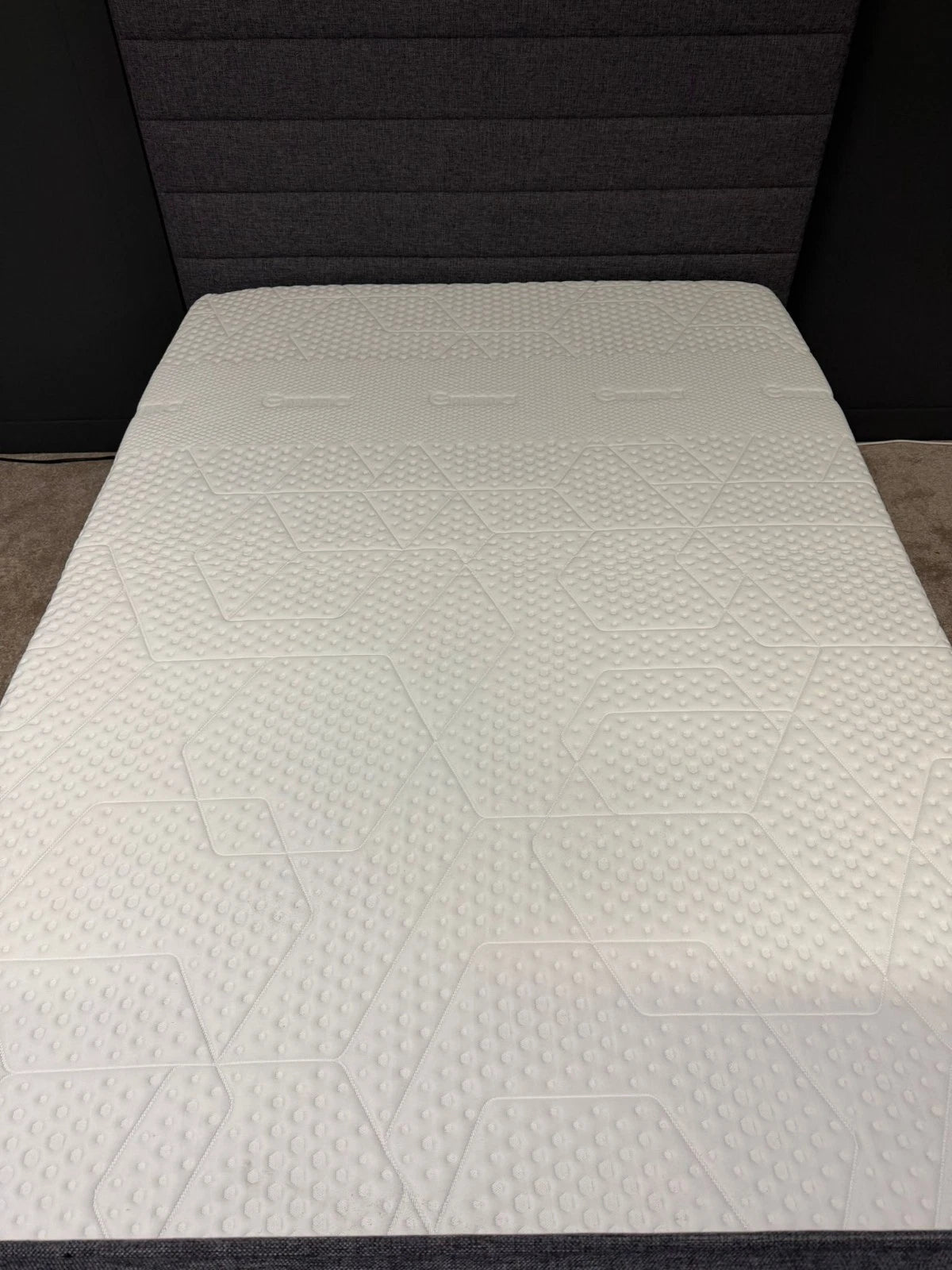 Double Emma Diamond Hybrid Deluxe Mattress / RRP £1879