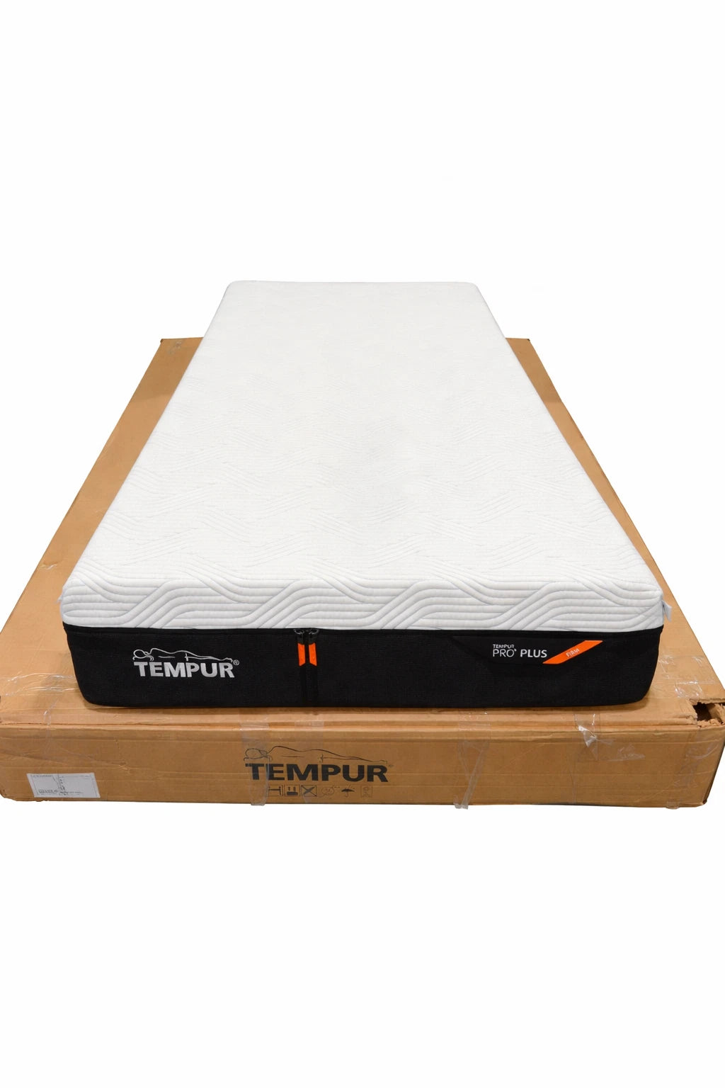 Single Tempur Pro Plus Smartcool Firm Mattress / RRP: £1499